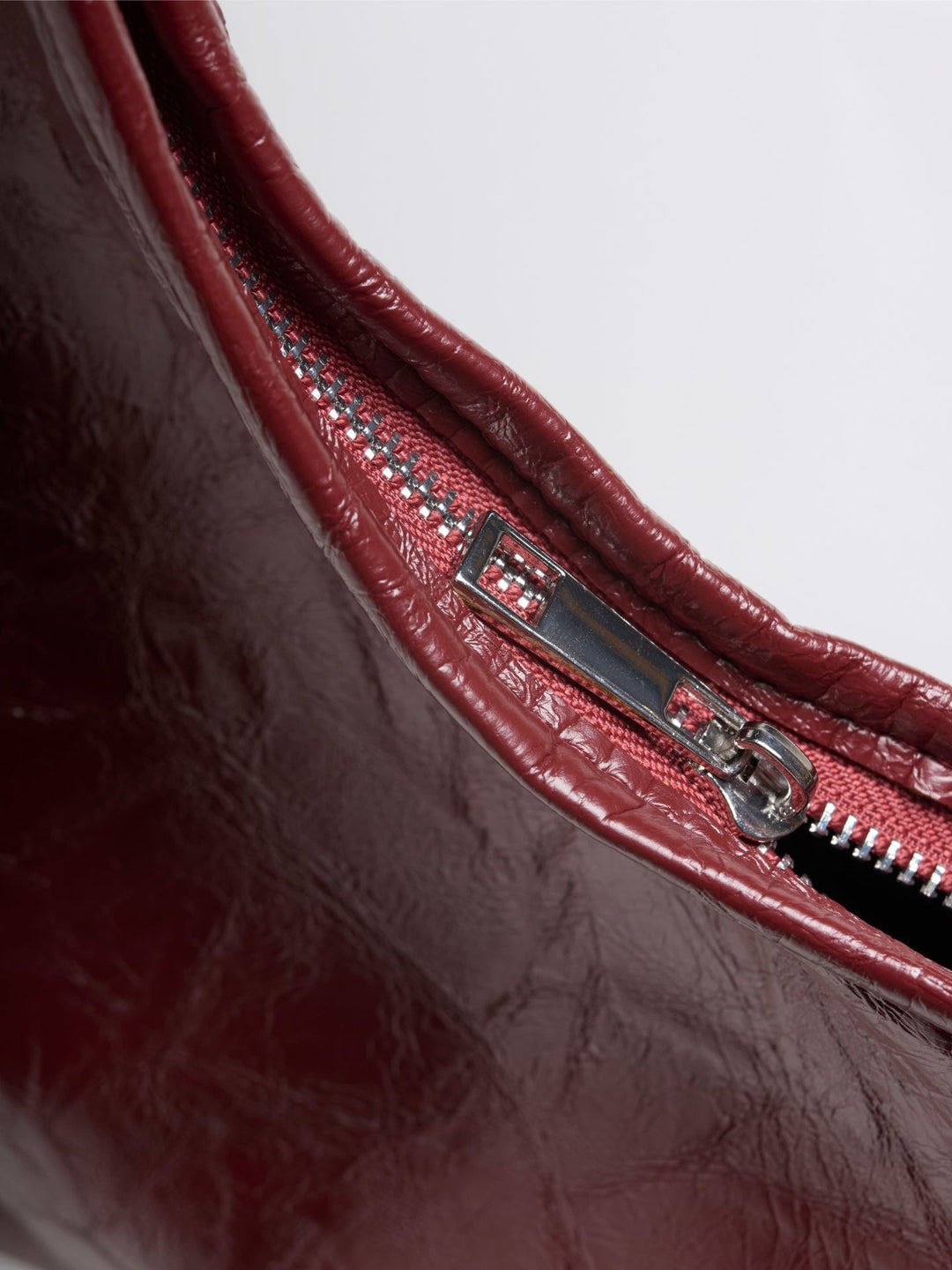 Scarlett Distressed Leather Tote