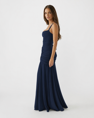 ENIE | Maxikleid mit Gerafftem Eckigem Ausschnitt