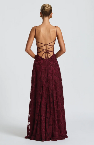 SOFIA | Elegantes Spitzen Maxi Kleid