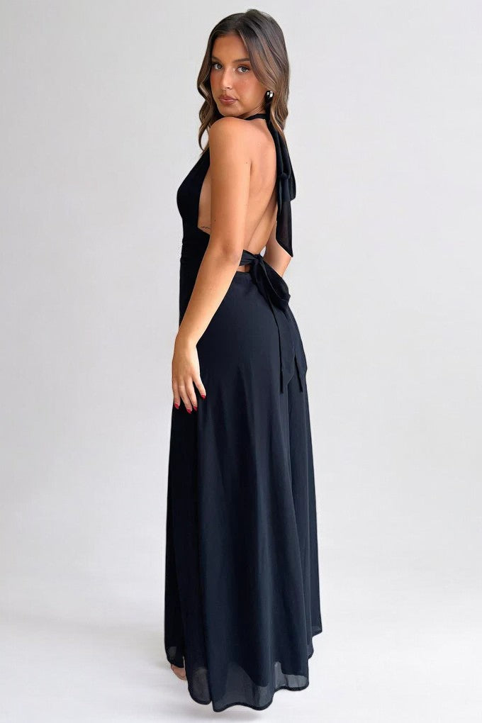 LILLI | Stilvolles Neckholder-Maxikleid mit Hohem Schlitz