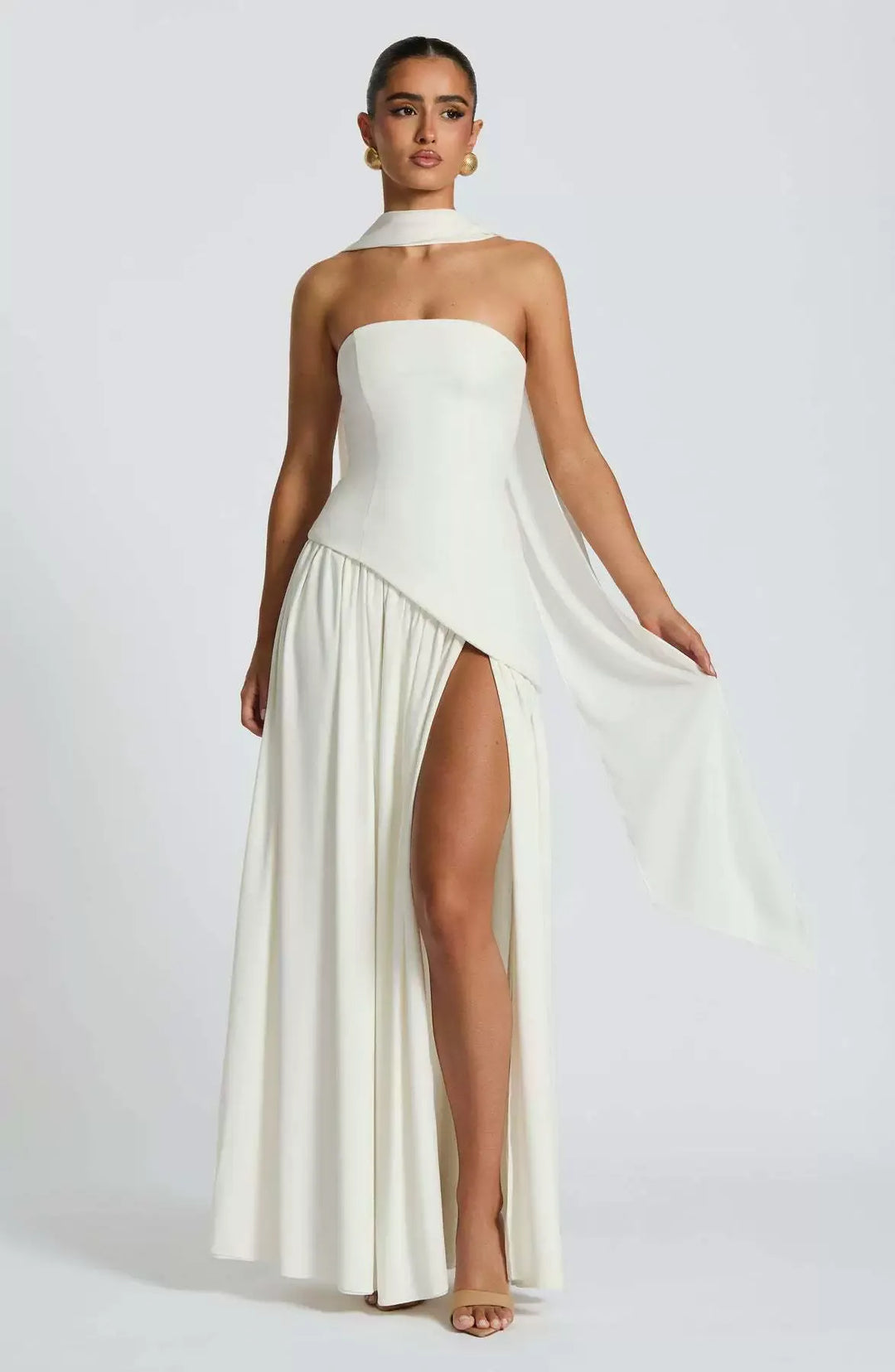 LINA | Trägerloses Maxikleid mit Hohem Schlitz